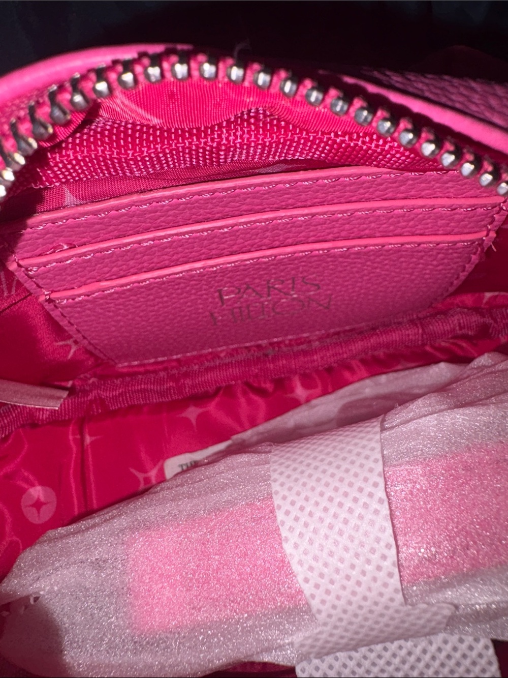 Paris Hilton - NWT '11' Mini Dome Handbag Bubblegum Pink -viral - Picture 7 of 9